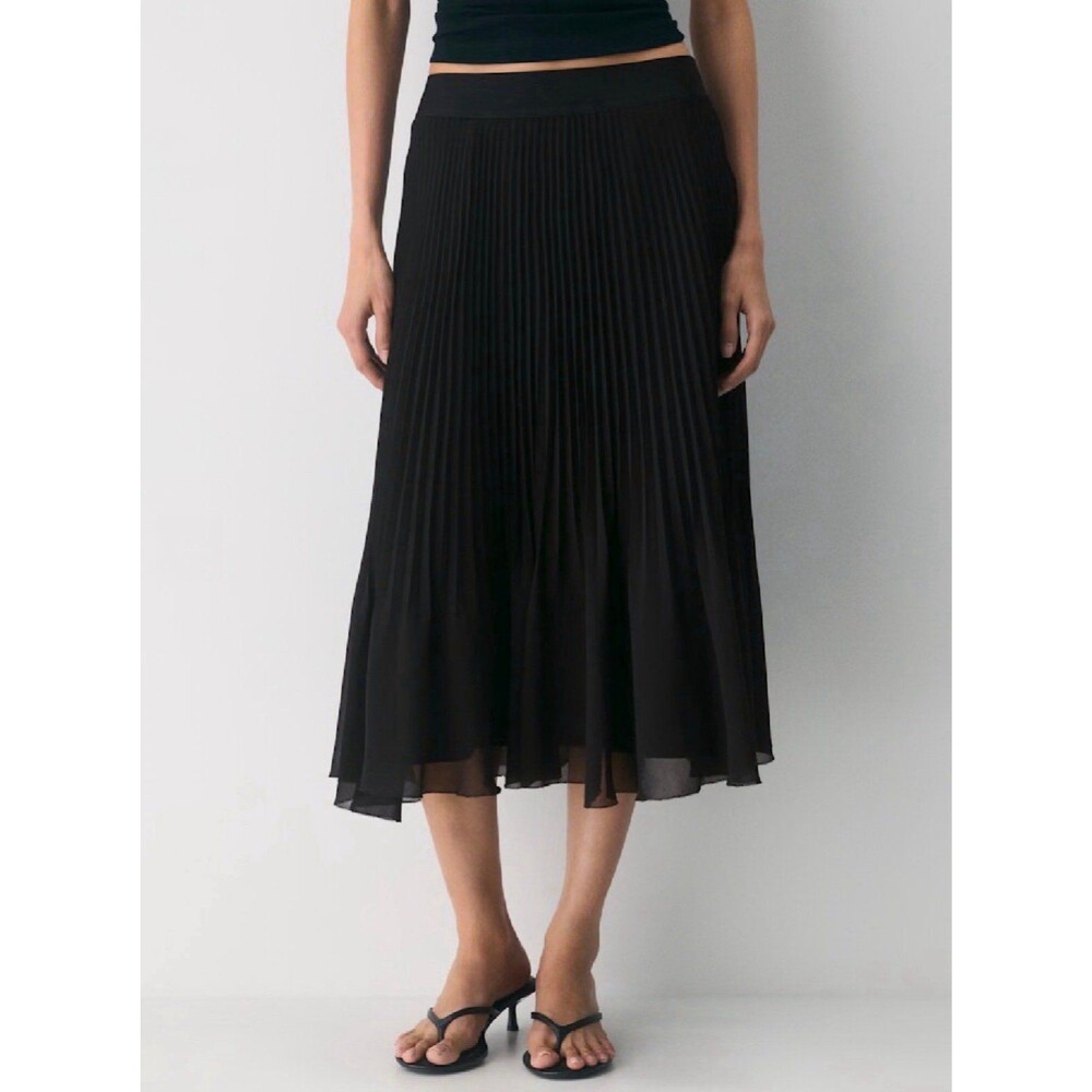 Aritzia Wilfred Twirl Skirt in Black Size L